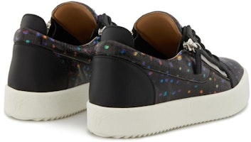 Giuseppe Zanotti Low Top 'Kulit Hitam' RU70000/215 Shop Giuseppe Zanotti Low Top 'Kulit Hitam' RU70000/215