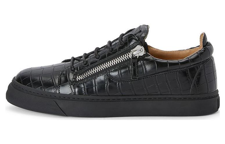 Giuseppe Zanotti Low Top 'Black Leather Lace-Up Comfort' RU00106H06