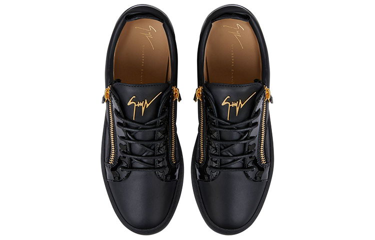 Purchase Giuseppe Zanotti Baskets Basses ''Black Metal Zipper'' RU00010003