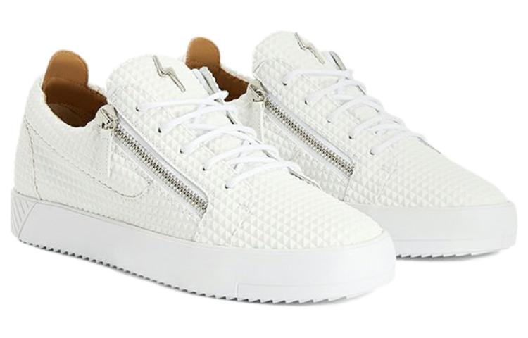 Lookbook 朱塞佩·萨诺第白色搭扣低帮休闲鞋 RU20082H02