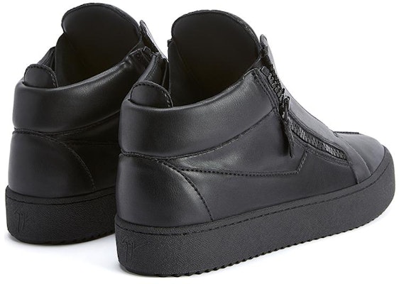 ジュゼッペ・ザノッティ ミッドトップ 'ブラックジップ コンフォート' RU30026001 RU30026001 Shop ジュゼッペ・ザノッティ ミッドトップ 'ブラックジップ コンフォート' RU30026001 RU30026001