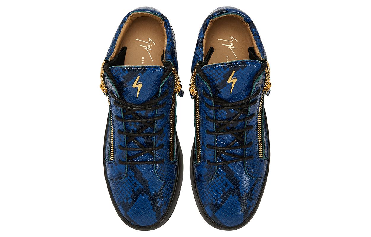 Lookbook 朱塞佩·扎诺蒂中帮运动鞋“蓝色皮革” RU20080H01