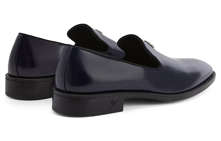 Shop Giuseppe Zanotti/GZ 套穿圓頭 樂福鞋 男款 藍色