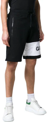 지방시 블랙 자수 로고 미드라이즈 스트레이트 캐주얼 쇼츠 BM509F30AF-001 Shop 지방시 블랙 자수 로고 미드라이즈 스트레이트 캐주얼 쇼츠 BM509F30AF-001