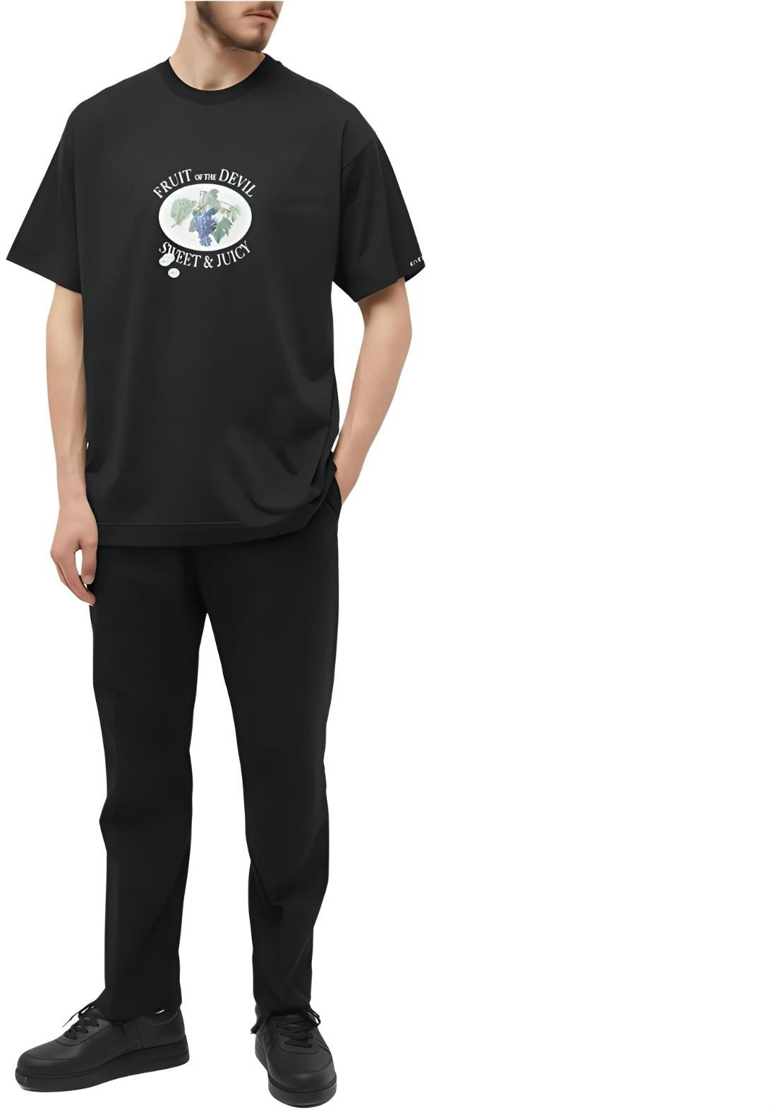 givenchy-black-letter-print-crew-neck-short-sleeve-t-shirt-bm-71-ja-3-yg-5-001