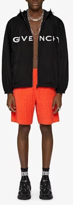 紀梵希 黑色字母印花拉鍊外套 BM011313YT-001 Lookbook 紀梵希 黑色字母印花拉鍊外套 BM011313YT-001