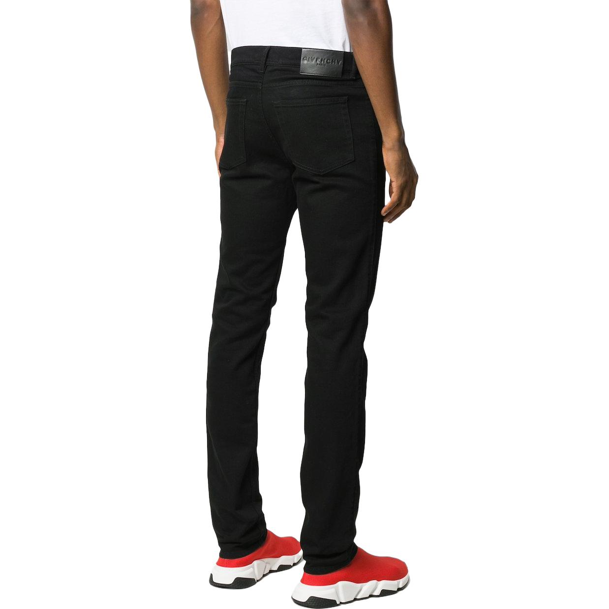 Purchase GIVENCHY Jeans Denim Hitam dengan Logo Samping dan Garis Kancing. BM50GK5Y0M-001