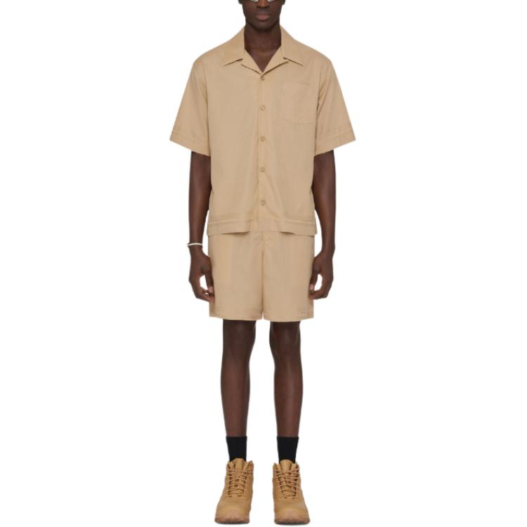 Lookbook Givenchy Kemeja Lengan Pendek Boxy Fit 4G Cotton Coklat Muda. BM611815LQ-250