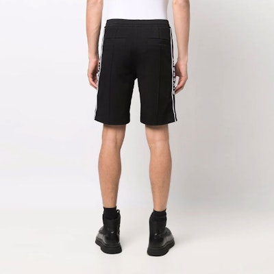 Givenchy Celana Pendek Kasual Hitam dengan Logo Terprint BM50ZK30Q6-001 Sizing Givenchy Celana Pendek Kasual Hitam dengan Logo Terprint BM50ZK30Q6-001