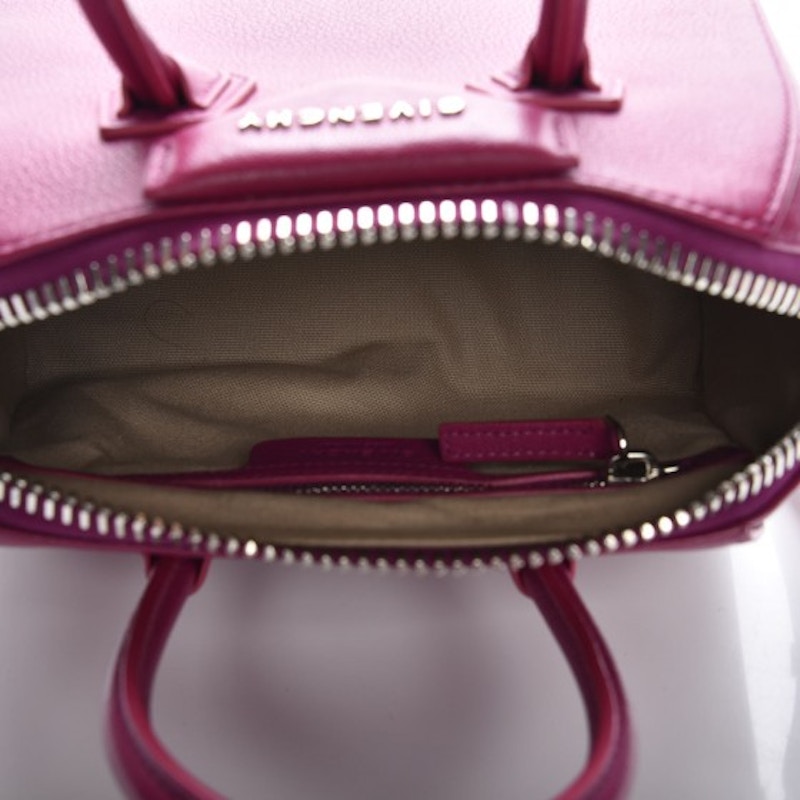 Lookbook 纪梵希Antigona迷你山羊皮手袋葡萄紫