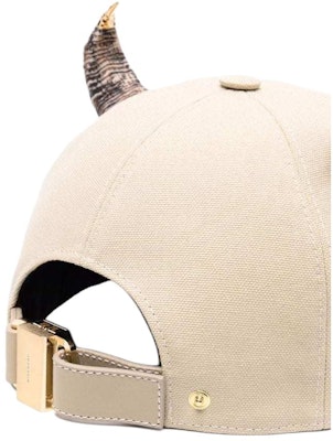 ジバンシィ ベージュ コットン 野球帽 ホーン型装飾付き. BPZ024P0CD Lookbook ジバンシィ ベージュ コットン 野球帽 ホーン型装飾付き. BPZ024P0CD