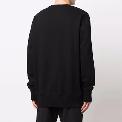 GIVENCHY Sweatshirt Hitam Crewneck Lengan Panjang. BMJ0DL3Y6V-001 Purchase GIVENCHY Sweatshirt Hitam Crewneck Lengan Panjang. BMJ0DL3Y6V-001
