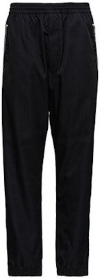 Givenchy Seluar Kasual Hitam Logo Jacquard Cetak Potongan Santai. BM50VZ13P9-001 Order Givenchy Seluar Kasual Hitam Logo Jacquard Cetak Potongan Santai. BM50VZ13P9-001