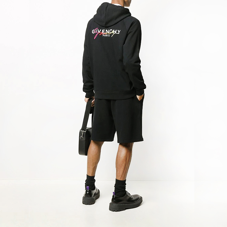Lookbook GIVENCHY 黑色Logo印花套頭衛衣 BMJ08030AF-001