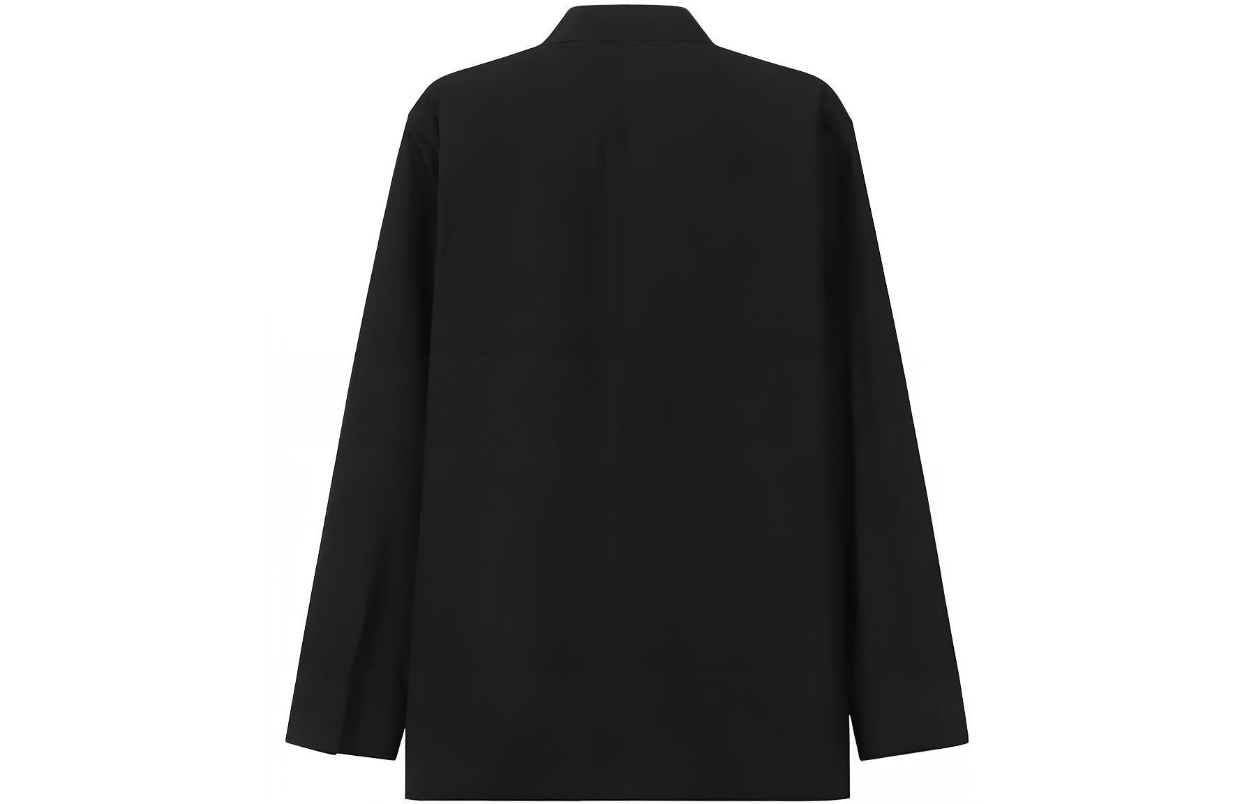 Lookbook GIVENCHY Kemeja Lengan Panjang Hitam dengan Logo Metalik. BM60QK109F-001