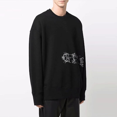 GIVENCHY 黑色寬鬆版長袖金屬線印花上衣 BMJ0D73Y69-001 Shop GIVENCHY 黑色寬鬆版長袖金屬線印花上衣 BMJ0D73Y69-001