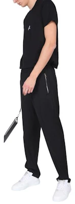 纪梵希黑色反光字母刺绣休闲T恤 BM710S3002-001 Sizing 纪梵希黑色反光字母刺绣休闲T恤 BM710S3002-001