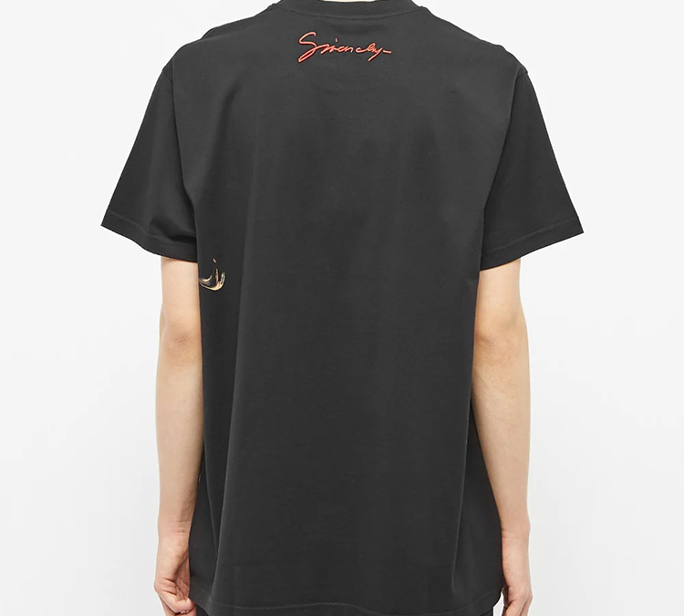 Purchase Camiseta NEGRA GIVENCHY con Estampado de León BM70ED3002-001