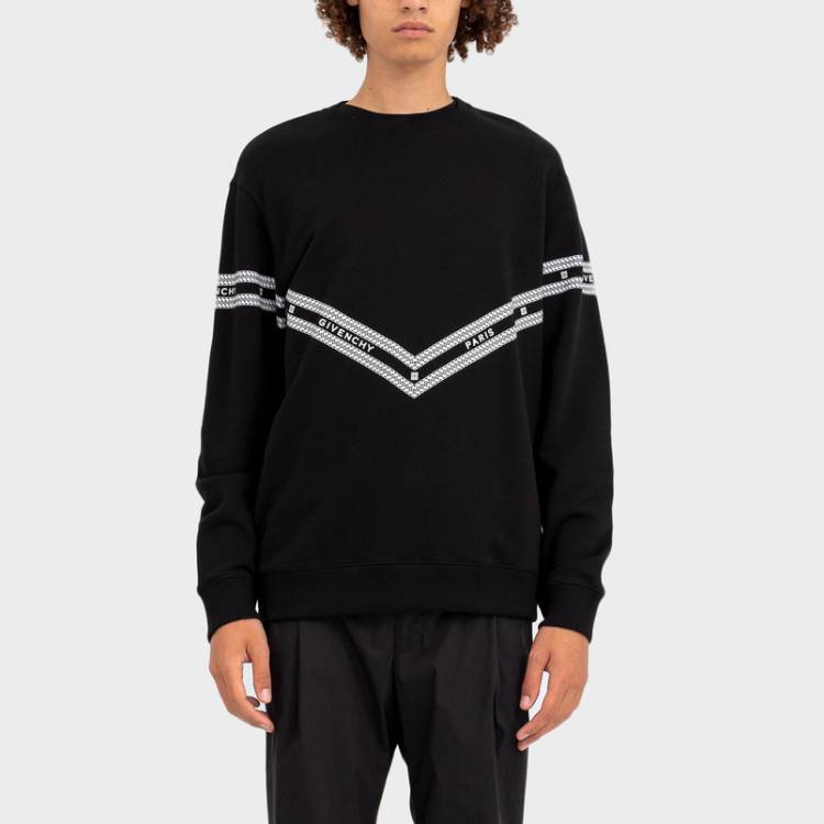 Shop 紀梵希字母鏈印花黑色圓領衛衣 BMJ08230AF-001