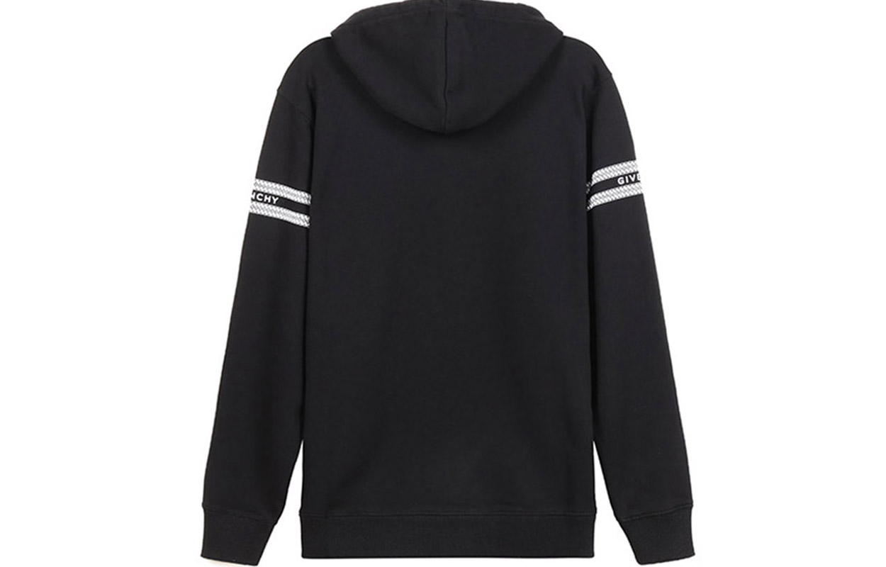 Lookbook Givenchy Hoodie Cetak Rantai Warna Hitam BMJ08130AF-001