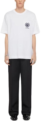 지방시 크레스트 코튼 티셔츠 프론트 레터 프린트 그래픽 크루넥 반팔 화이트 BM71J83YL0-100 Lookbook 지방시 크레스트 코튼 티셔츠 프론트 레터 프린트 그래픽 크루넥 반팔 화이트 BM71J83YL0-100