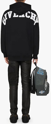 GIVENCHY FW22 Black Pullover Sweatshirt with Chest Graphic Print BMJ0HC3Y88-001 Shop GIVENCHY FW22 Black Pullover Sweatshirt with Chest Graphic Print BMJ0HC3Y88-001