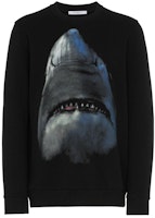 GIVENCHY FW22 Black Shark Print Crewneck Long Sleeve Sweatshirt BM704C3Y0V-001 GIVENCHY FW22 Black Shark Print Crewneck Long Sleeve Sweatshirt BM704C3Y0V-001