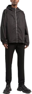 ジバンシィ FW22 ブラック無地ジップアップフーディカジュアルジャケット. BM00XW13YT-001 Lookbook ジバンシィ FW22 ブラック無地ジップアップフーディカジュアルジャケット. BM00XW13YT-001