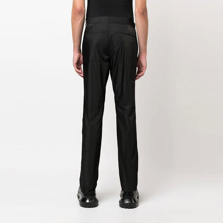 Shop ジバンシィ FW22 スリムフィット カジュアルパンツ ブラック バックル付き. BM511413YT-001