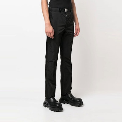 ジバンシィ FW22 スリムフィット カジュアルパンツ ブラック バックル付き. BM511413YT-001 Purchase ジバンシィ FW22 スリムフィット カジュアルパンツ ブラック バックル付き. BM511413YT-001