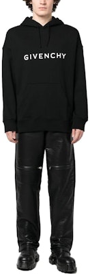 지방시 FW22 로고 프린트 블랙 후드 캐주얼 스웻셔츠. BMJ0HC3YAC-001 Shop 지방시 FW22 로고 프린트 블랙 후드 캐주얼 스웻셔츠. BMJ0HC3YAC-001