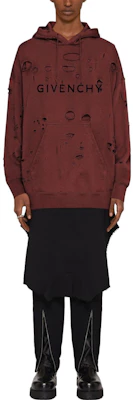 纪梵希FW23红色破坏风标志印花连帽衫. BMJ0KF3YGT-601 Lookbook 纪梵希FW23红色破坏风标志印花连帽衫. BMJ0KF3YGT-601