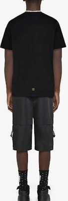 지방시 FW23 블랙 레인보우 로고 프린트 남성 반팔 티셔츠. BM716N3YFR-001 Shop 지방시 FW23 블랙 레인보우 로고 프린트 남성 반팔 티셔츠. BM716N3YFR-001