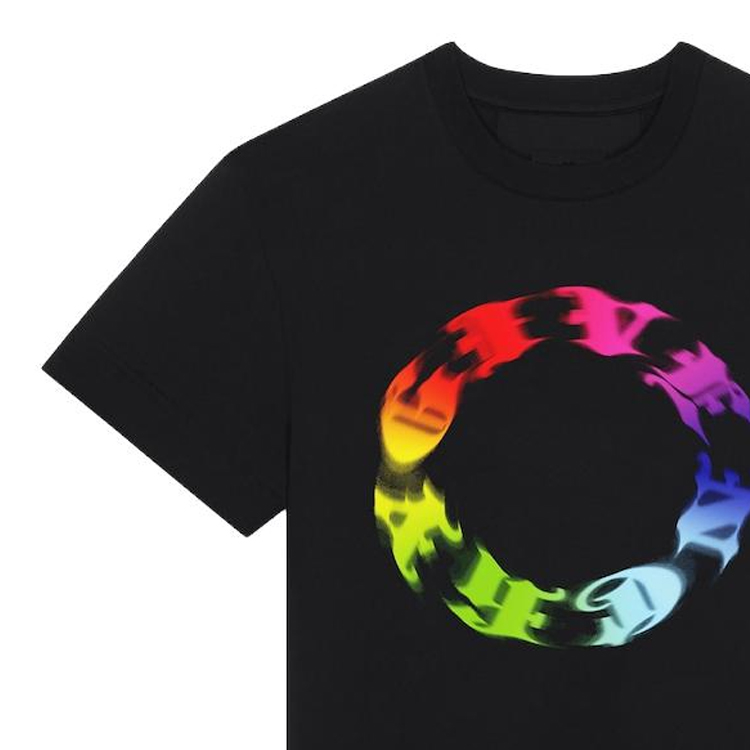 Sizing 지방시 FW23 블랙 레인보우 로고 프린트 남성 반팔 티셔츠. BM716N3YFR-001