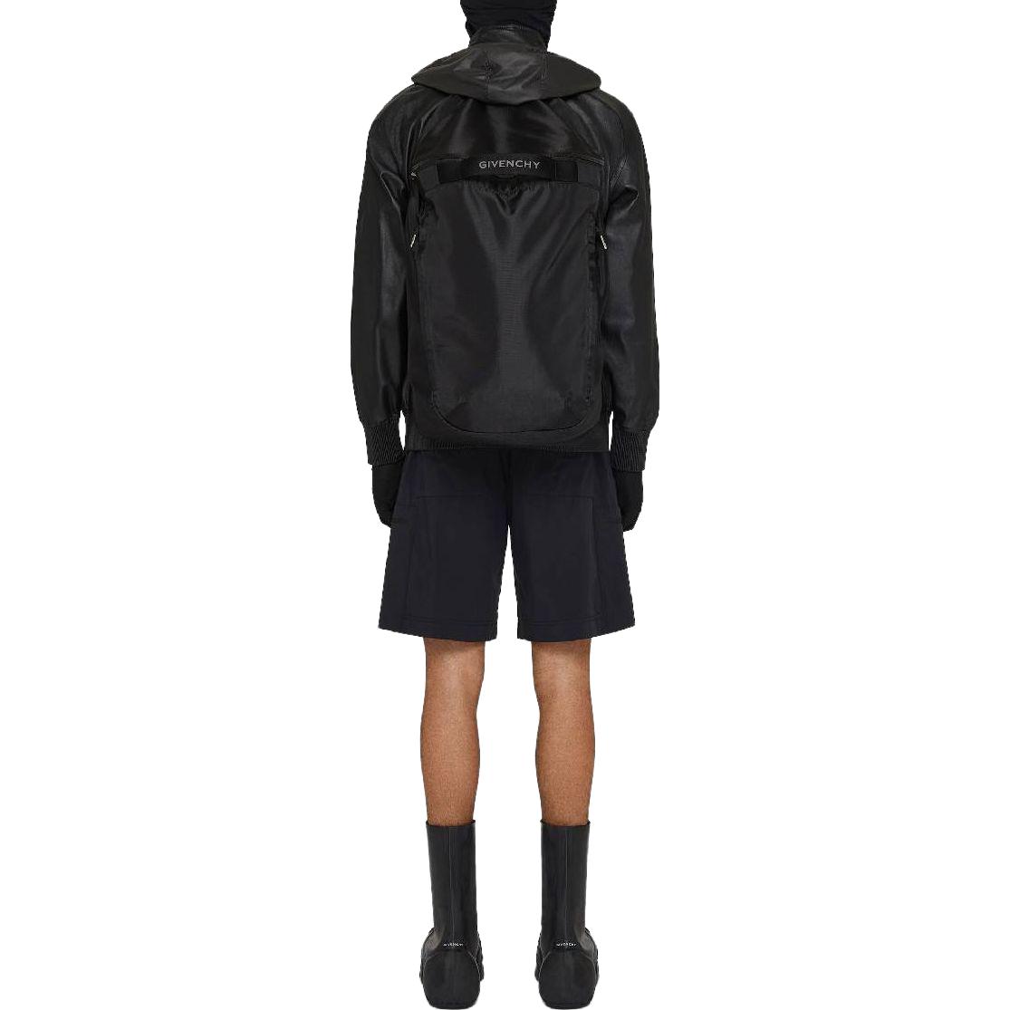 Shop ジバンシィ FW23 ユーティリティジップカジュアルショーツ ブラック メンズ BM516W14Q6-001