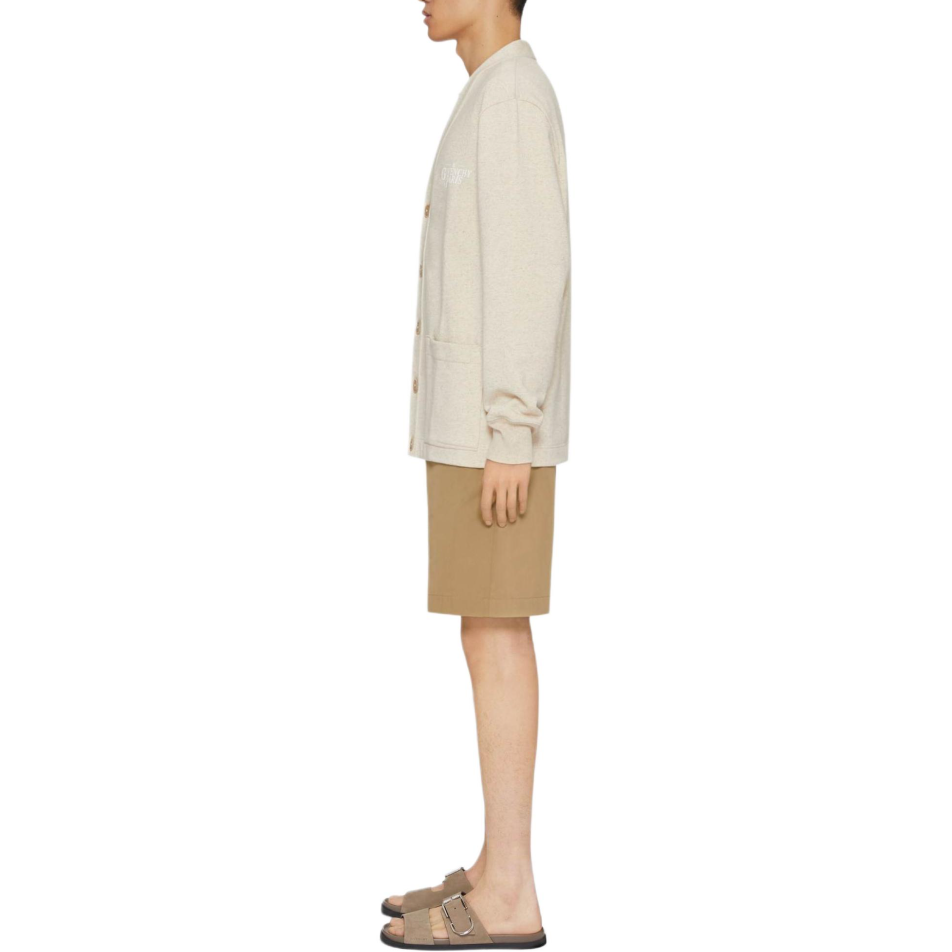 Purchase GIVENCHY FW24 Cárdigan Beige de Punto con Cuello V y Bordado de Letras. BMJ0MQ3YN7-101