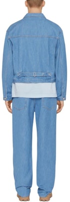 GIVENCHY FW24 Jaket Denim Biru Muda dengan Kolar Bertatah Logo. BM017H5YAQ-452 Shop GIVENCHY FW24 Jaket Denim Biru Muda dengan Kolar Bertatah Logo. BM017H5YAQ-452