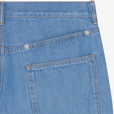 GIVENCHY FW24 Jeans Azul Claro Rectos con Tachuelas y Logo. BM51E35YAQ-452 Sizing GIVENCHY FW24 Jeans Azul Claro Rectos con Tachuelas y Logo. BM51E35YAQ-452