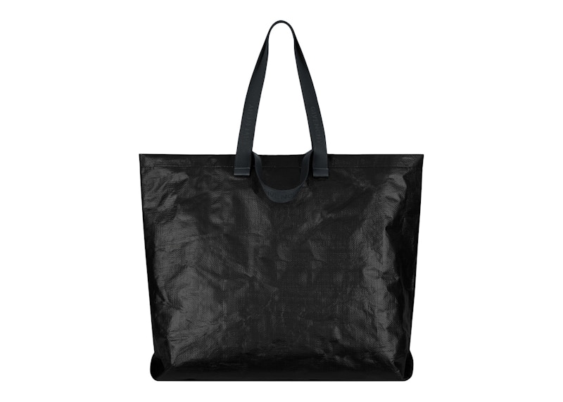 Lookbook Beg Tangan Cetakan Logo Hitam/Putih Givenchy G-Shopper