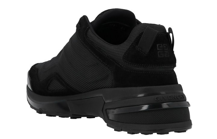Shop Givenchy GIV 1 Sneaker Leggero ''Nero'' BH005FH0ZZ-001