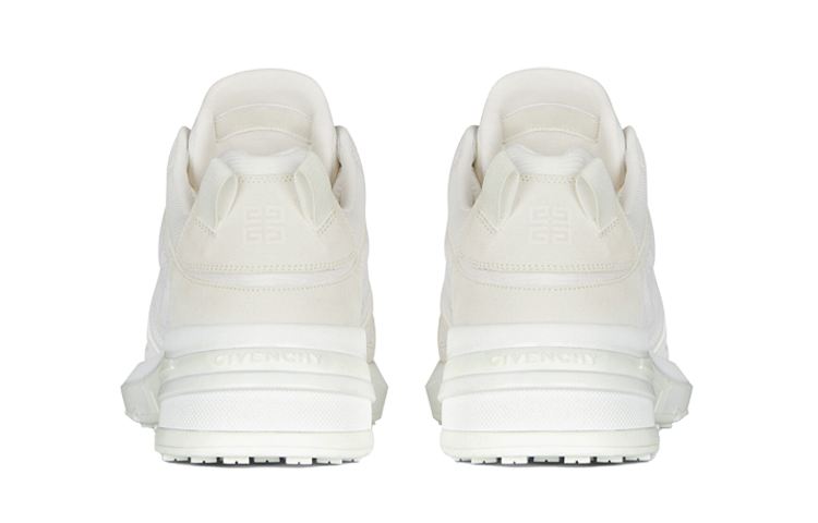 Shop Givenchy GIV 1 Light Sneaker 'Putih' BH005FH100-100