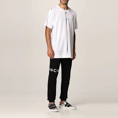 GIVENCHY 圖案印花休閒白色圓領T恤。 BM712W3Y6B-100 Shop GIVENCHY 圖案印花休閒白色圓領T恤。 BM712W3Y6B-100