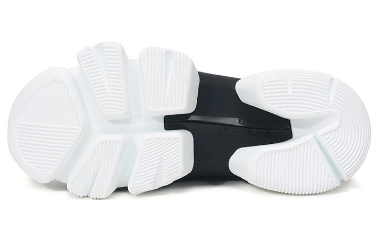 Details for Givenchy Jaw Low 'Grey' BH0020H0FH-020