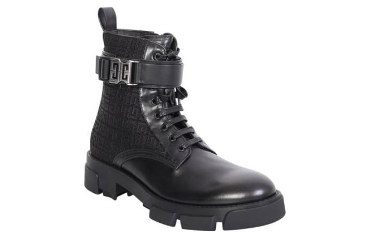 Shop GIVENCHY紀梵希 皮革 系帶圓頭 時尚短靴 黑色