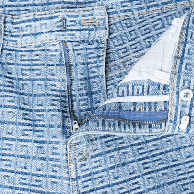 GIVENCHY Logo Jacquard Jeans Ritsleting Kasual Biru Muda BM50W250P9-452 Cheap GIVENCHY Logo Jacquard Jeans Ritsleting Kasual Biru Muda BM50W250P9-452