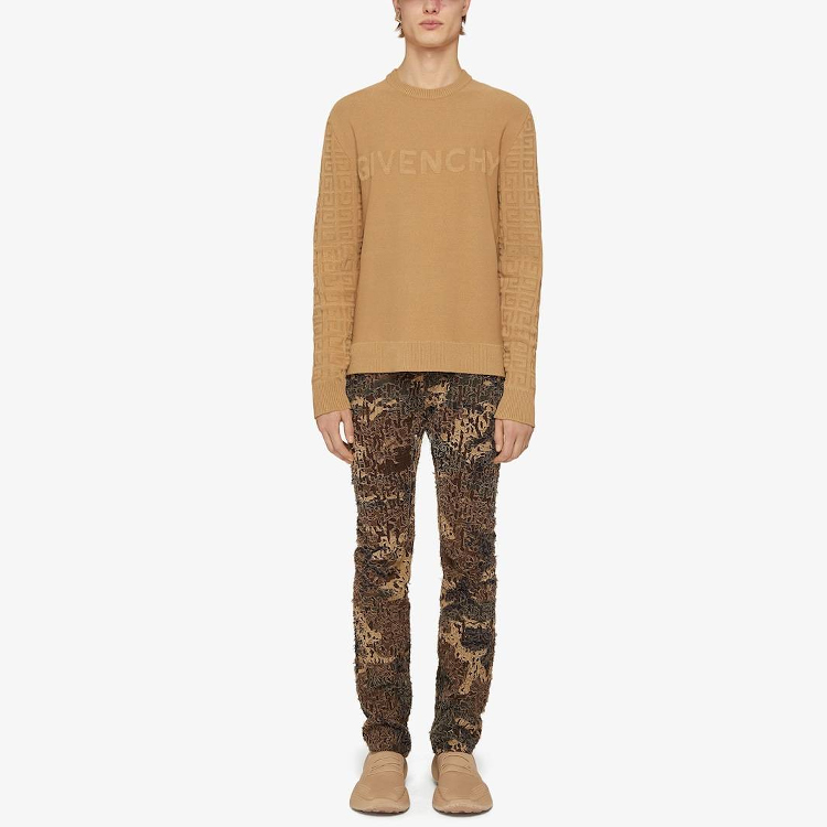 Shop GIVENCHY Celana Jeans Cokelat Logo Print dengan Resleting Metal Pria. BM512W5Y2V-232