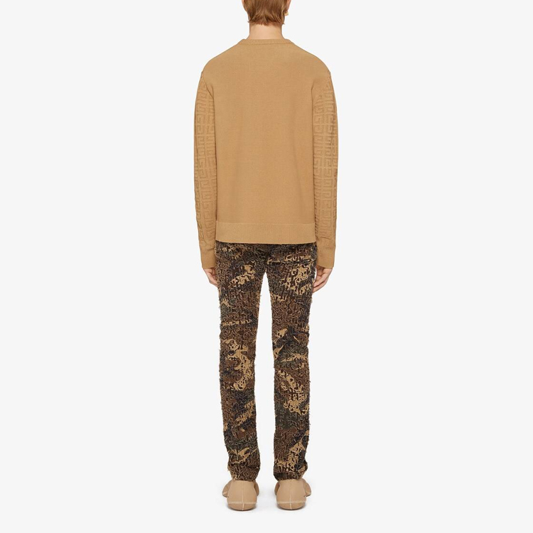 Purchase GIVENCHY Celana Jeans Cokelat Logo Print dengan Resleting Metal Pria. BM512W5Y2V-232