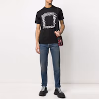 Shop Givenchy 黑色短袖印花T恤 BM70WP3002-001