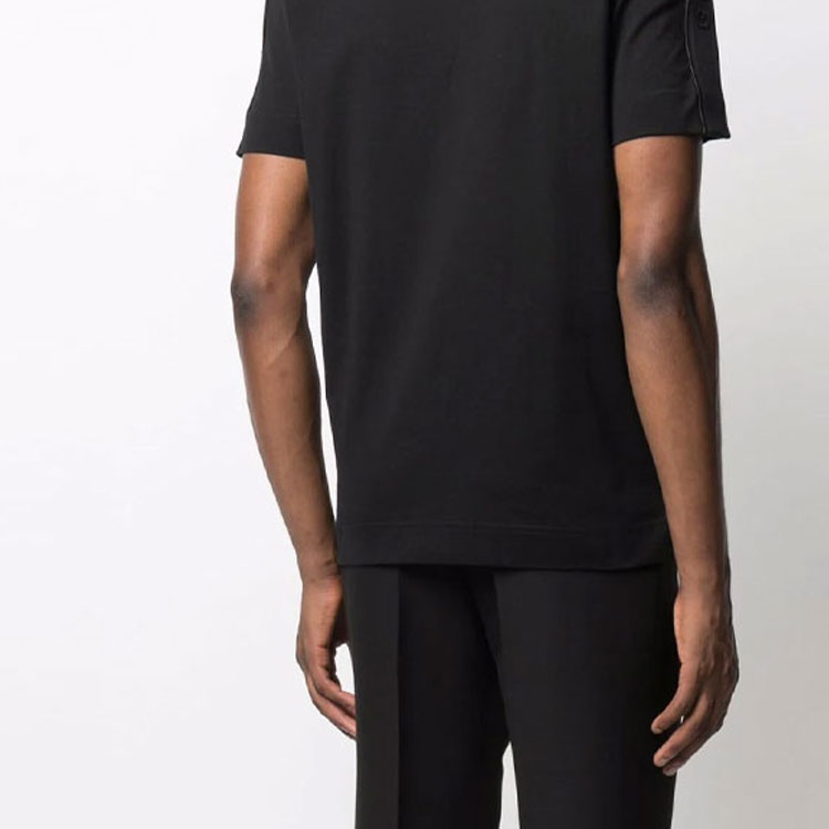 Sizing 지방시 로고 테이프 크루넥 반팔 티셔츠 블랙 레귤러 핏 BM714Q3Y6B-001