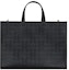 Lookbook Beg Tangan Givenchy Medium G Tote Dalam 4G Kanvas Dilapis Hitam